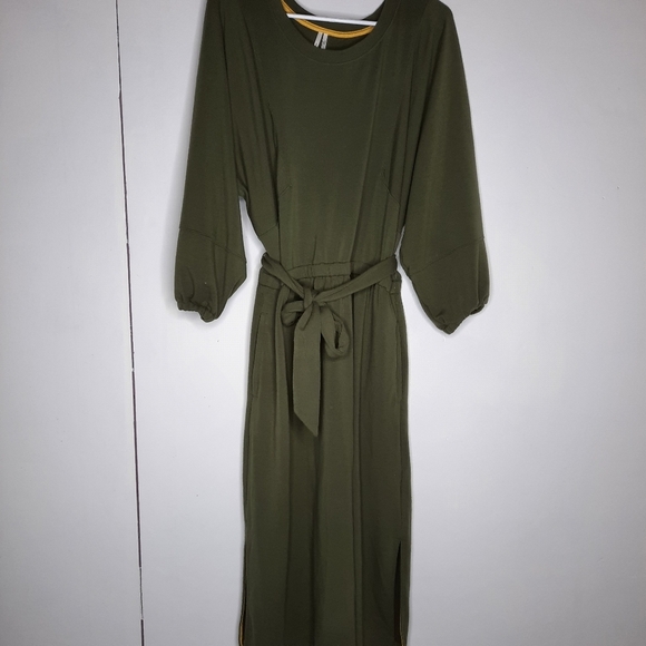 Anthropologie Dresses & Skirts - Anthropologie Thalia Midi Dress